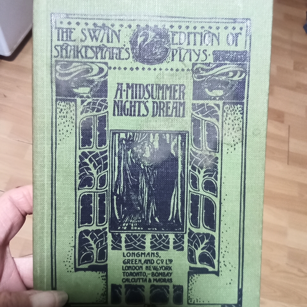 The Swan Edition Shakespeare's A Midsummer Night's Dream - Vintage Book